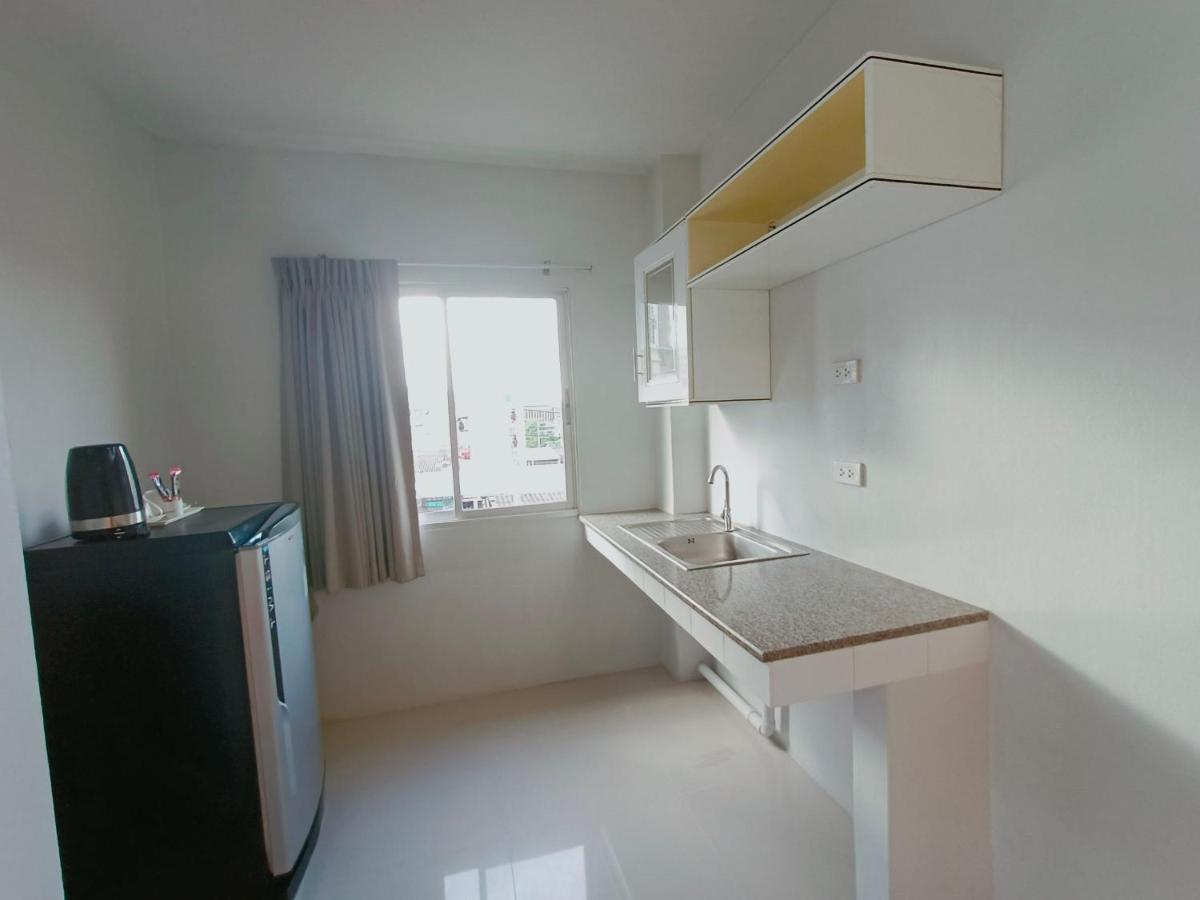 Praso Residence Bangkok Exteriör bild