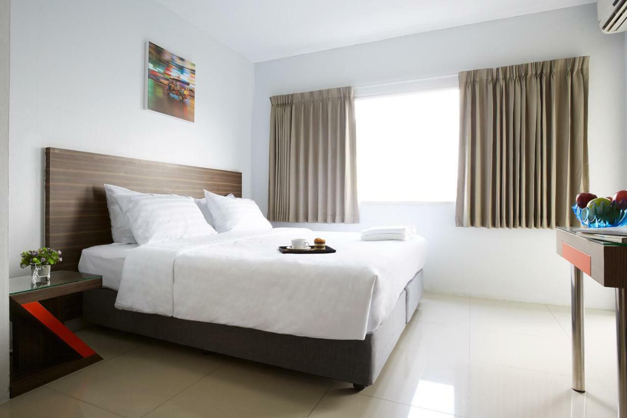 Praso Residence Bangkok Exteriör bild